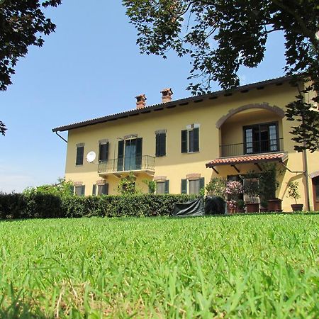 Hotel Art Peace And Food Villanova d'Asti Exterior foto
