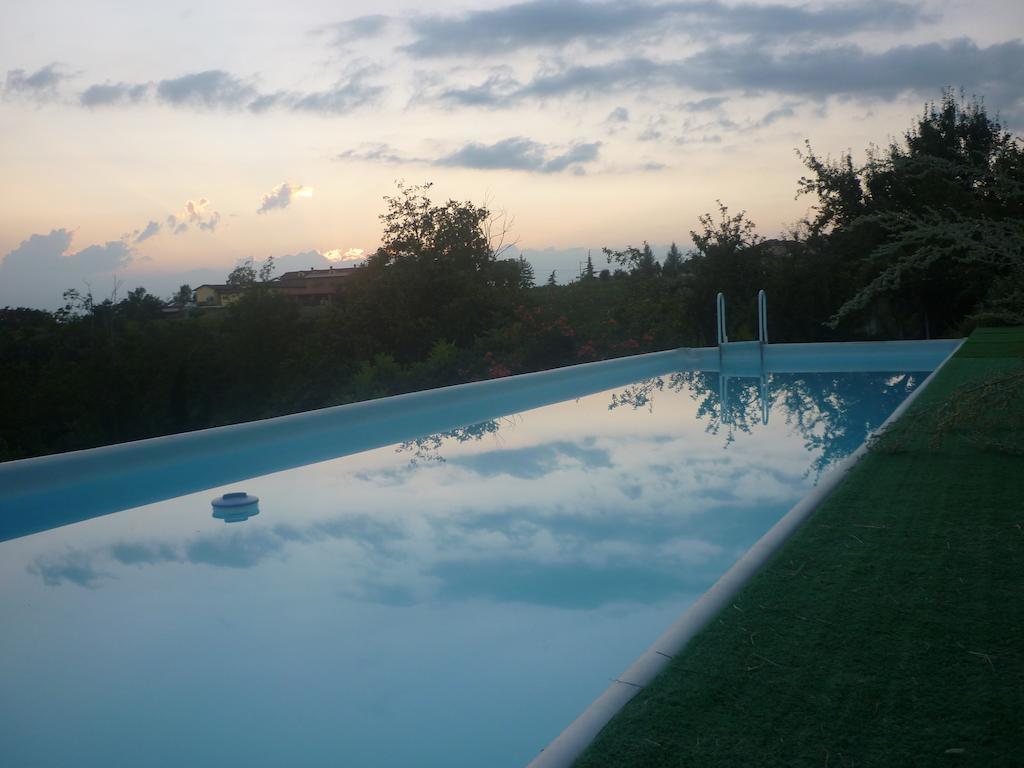 Hotel Art Peace And Food Villanova d'Asti Exterior foto